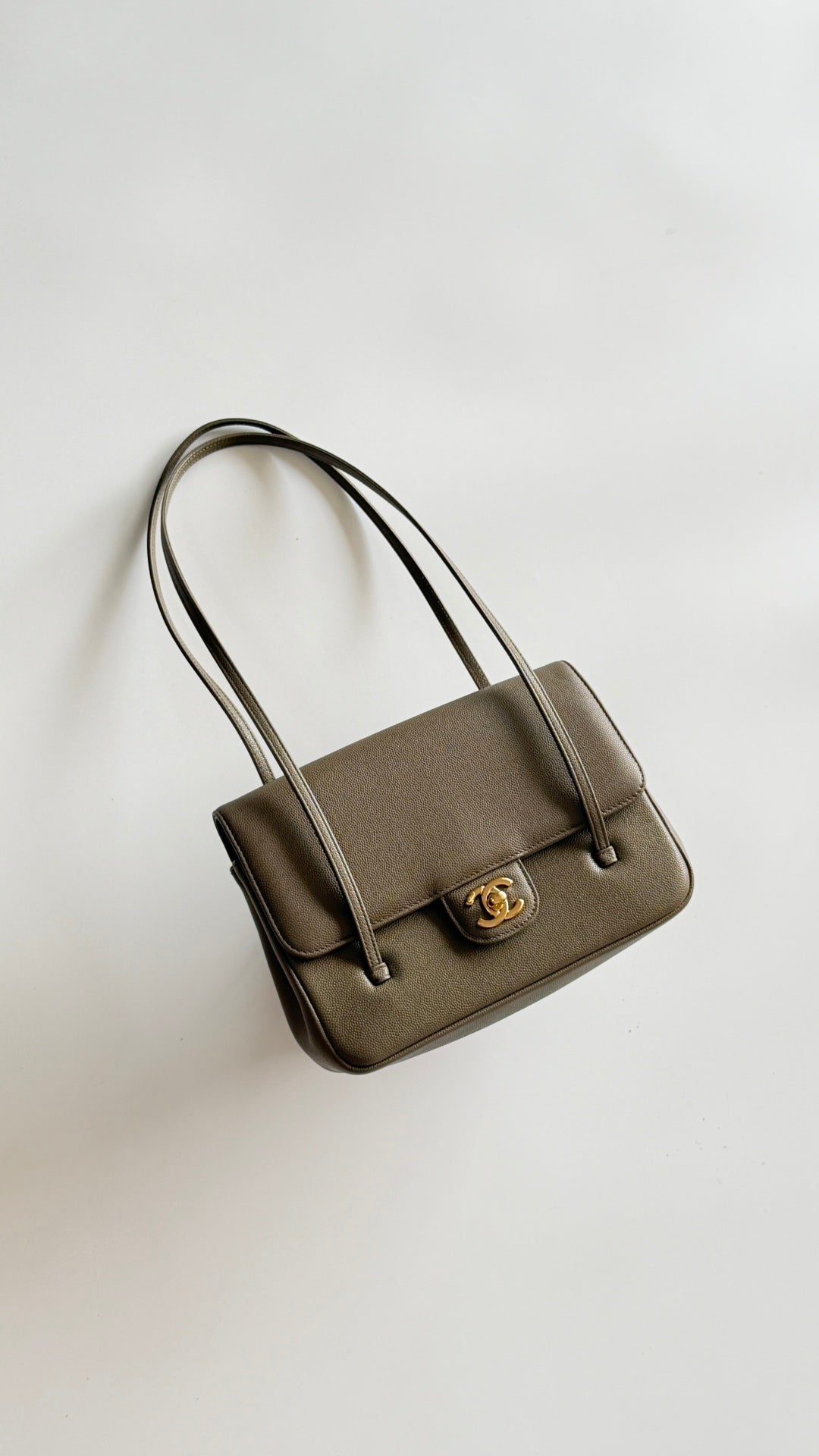 Chanel 26 Shoulder Bag 22cm Khaki Caviar Leather