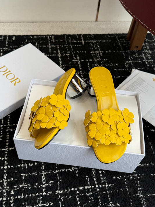 CD 26s Bloom Heeled Slides 4.5cm Yellow Cowhide 966825