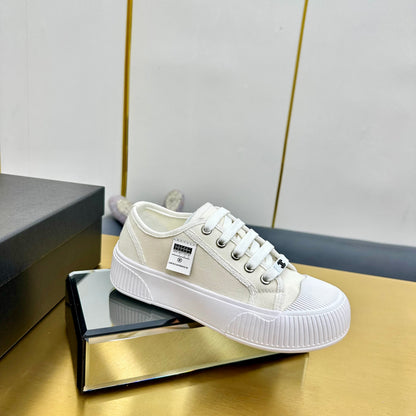 Chanel 2026 Casual Sneakers Waterproof Fabric Sheepskin 832622