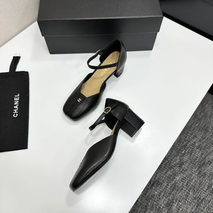 CC 2026 Mary Jane Sandals 65 Black Beige Cowhide 668122
