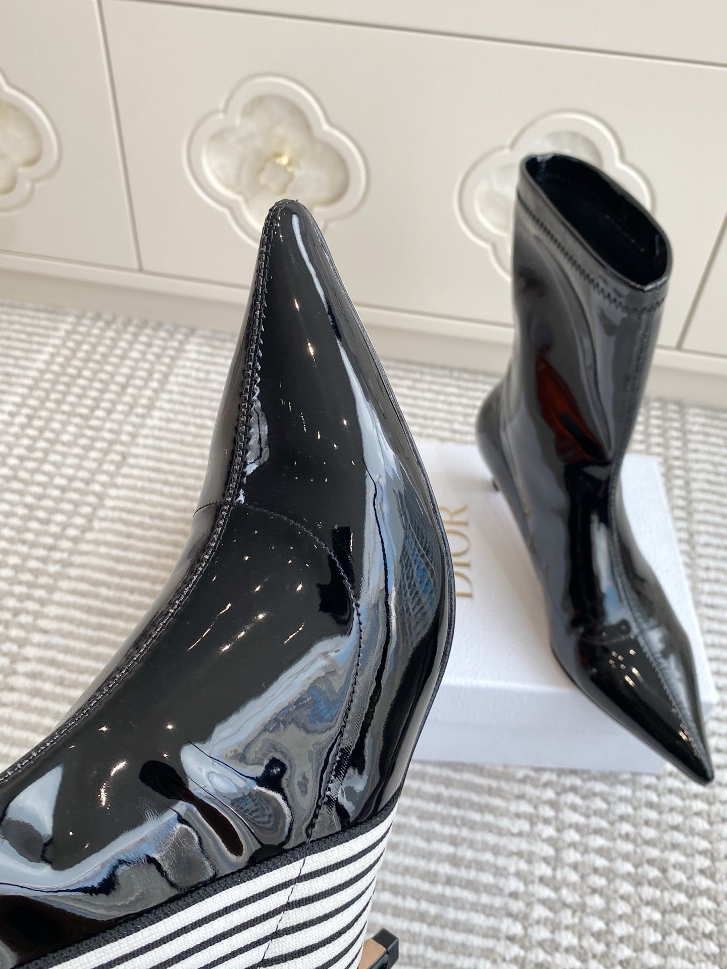 Dior 2025 Tribales Heeled Ankle Boot 50mm Black mix White Patent Leather 501190