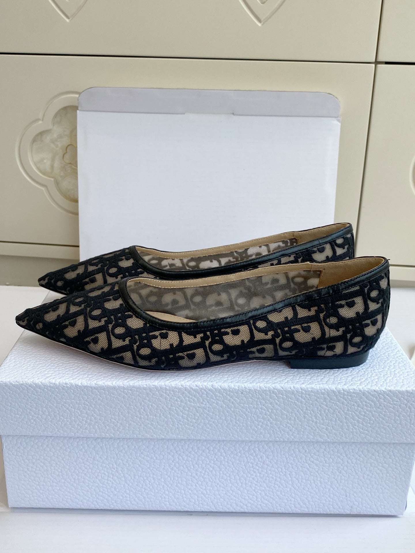 CD 26s Adioable Ballet Flat Monogram Beige Black Mesh Lambskin 909641