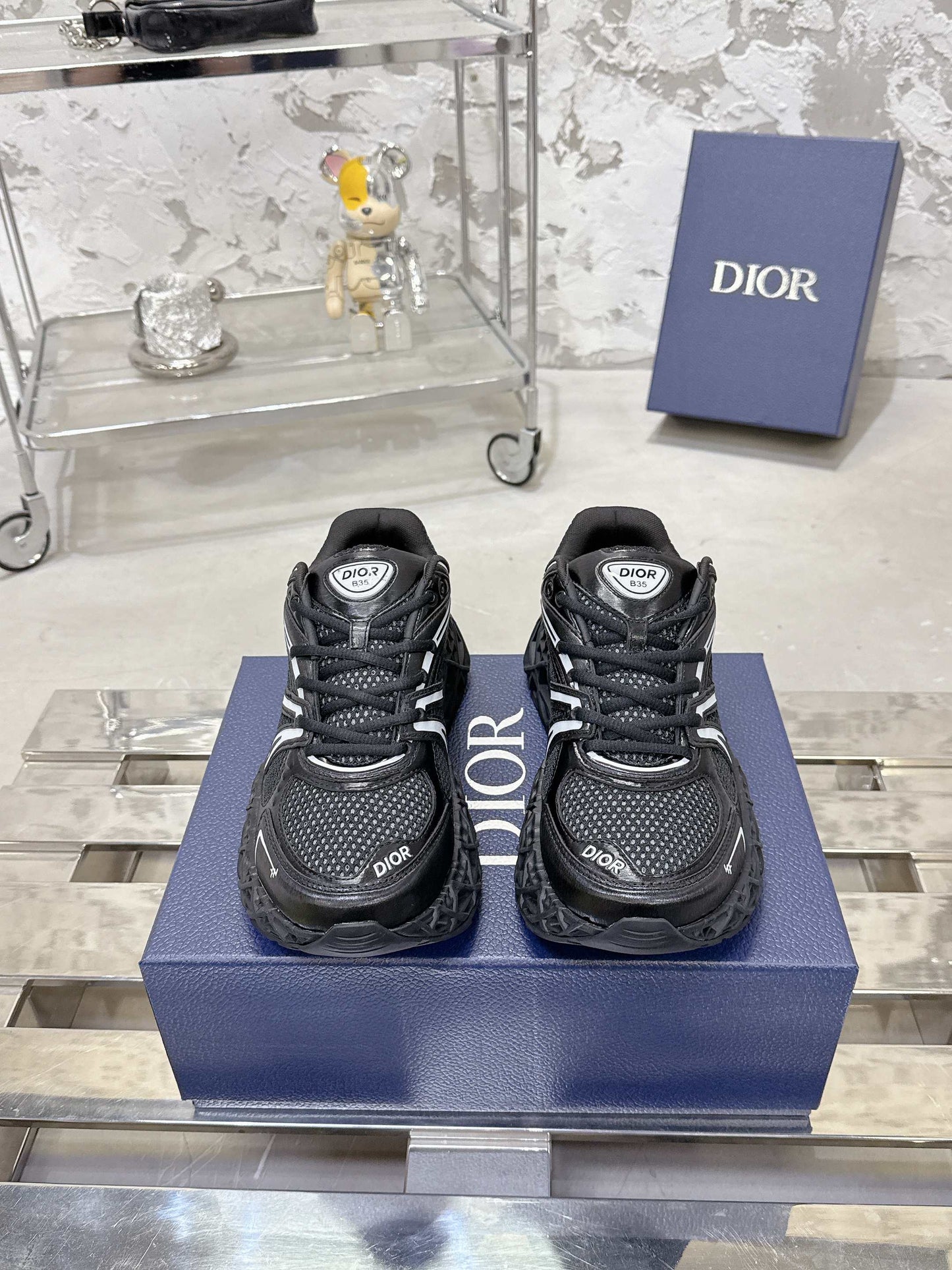 CD 26s Sneaker Black Mesh Suede 905042