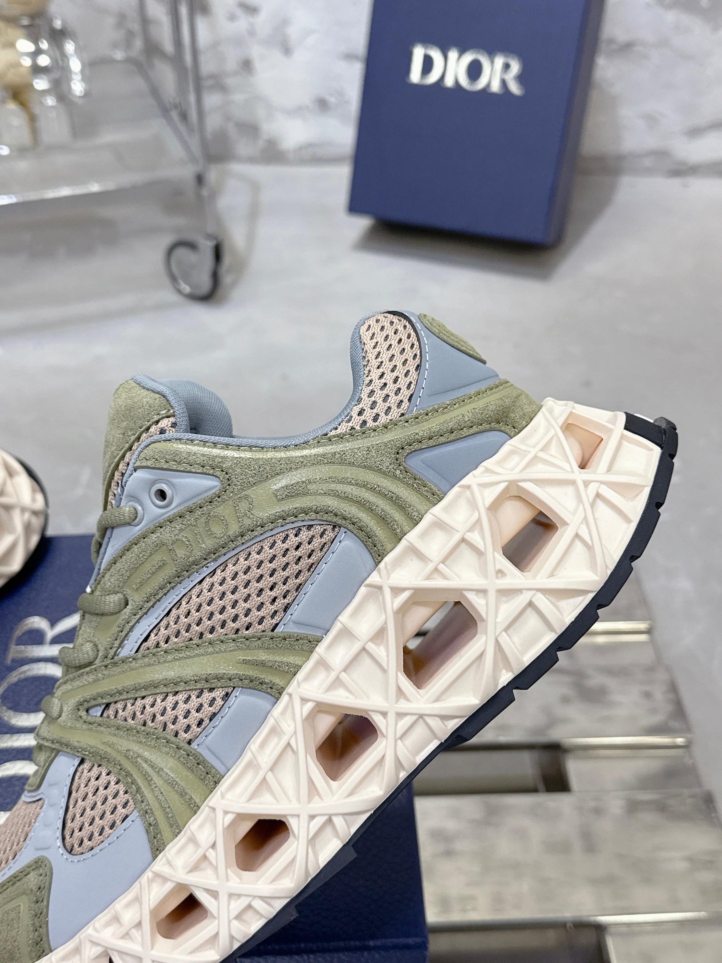 CD 26s Sneaker Olive Taupe Mesh Suede 905049