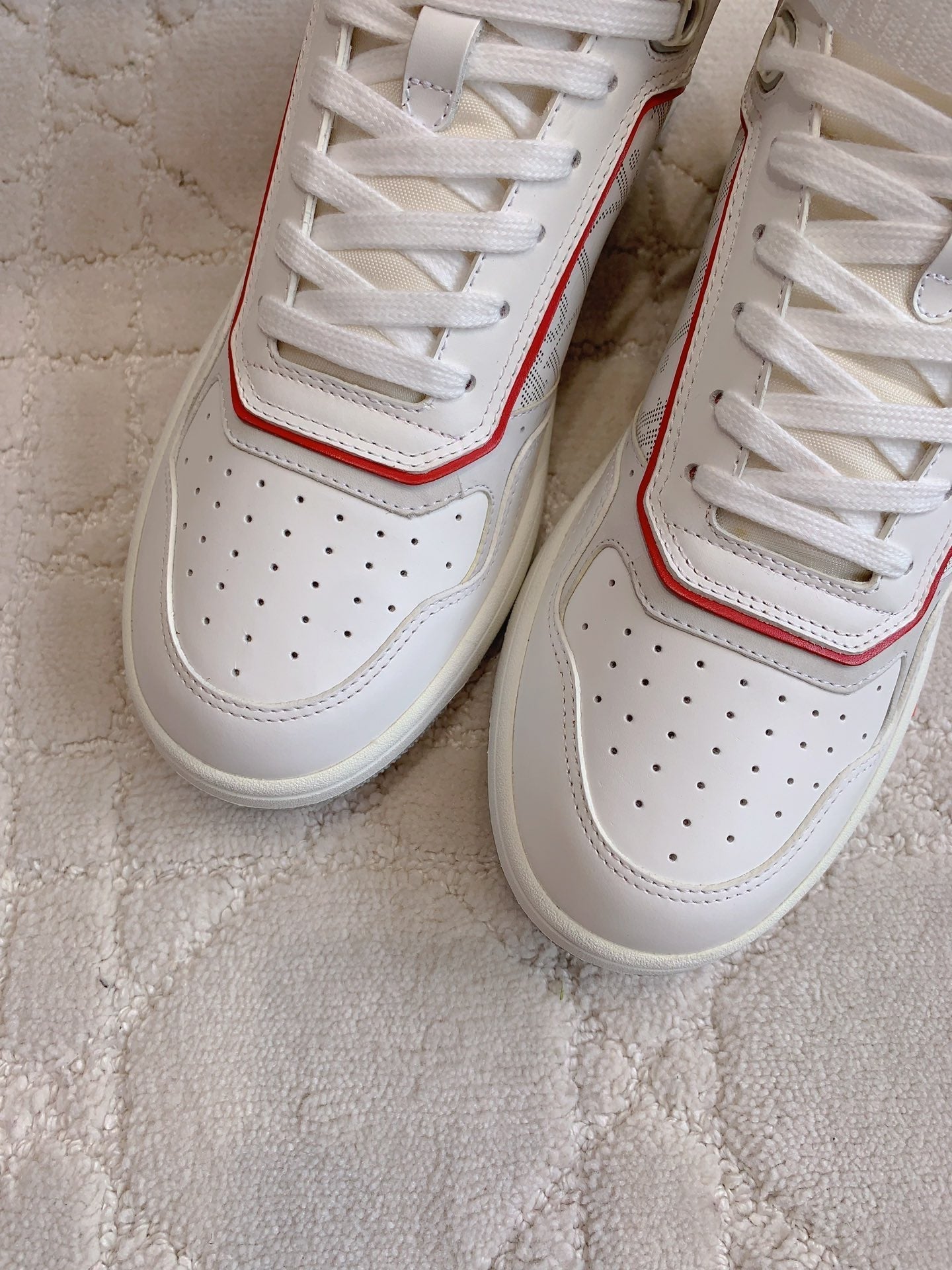 CD B27 High-Top Sneaker White Red Print Calfskin