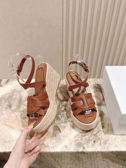 CD D-Club Wedge Sandal 85mm Camel Calfskin 483081