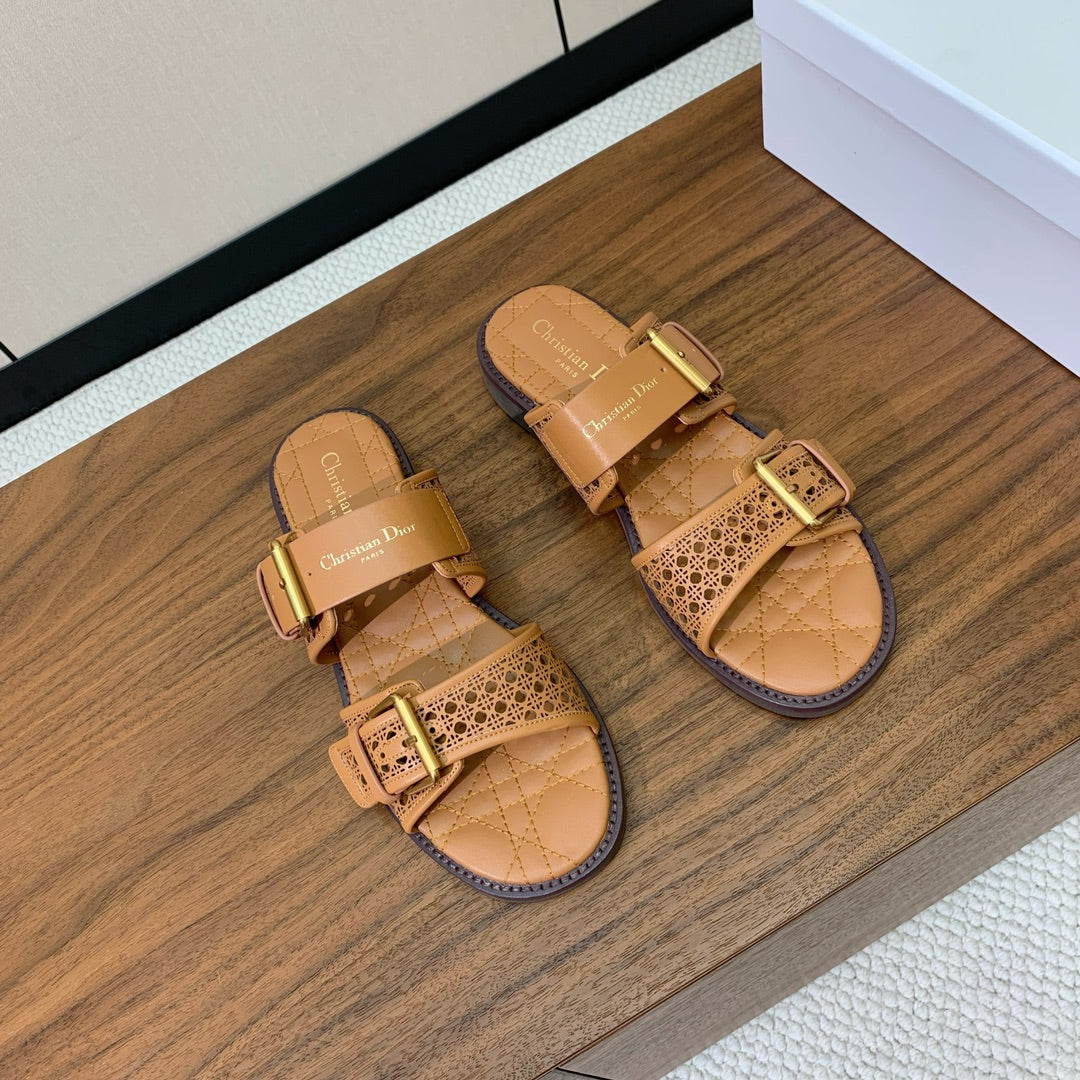 CD D-Avenue Slide Brown Cowhide 792657
