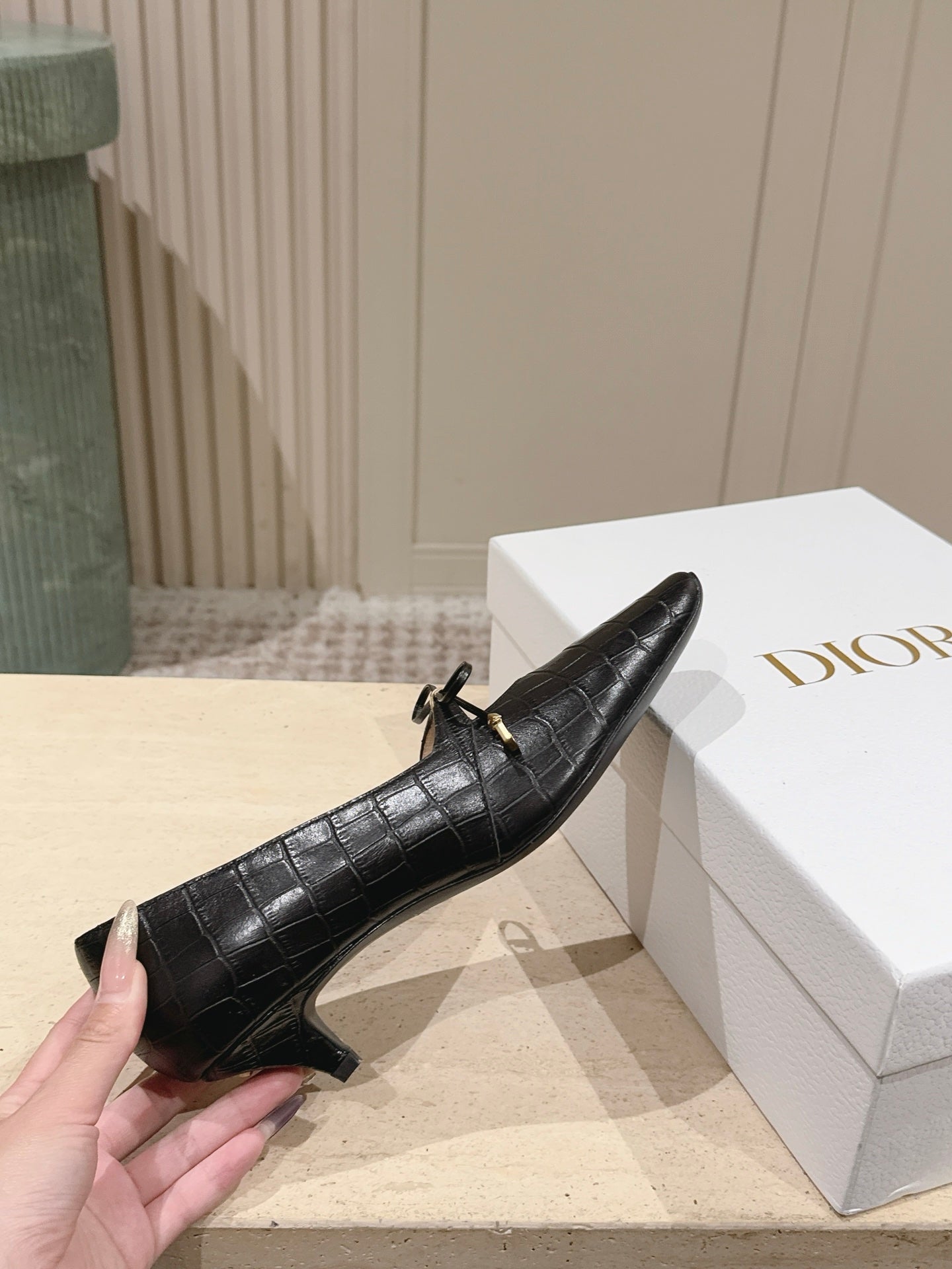 CD Muse Pump 4cm Black Crocodile-Printed Calfskin 694200