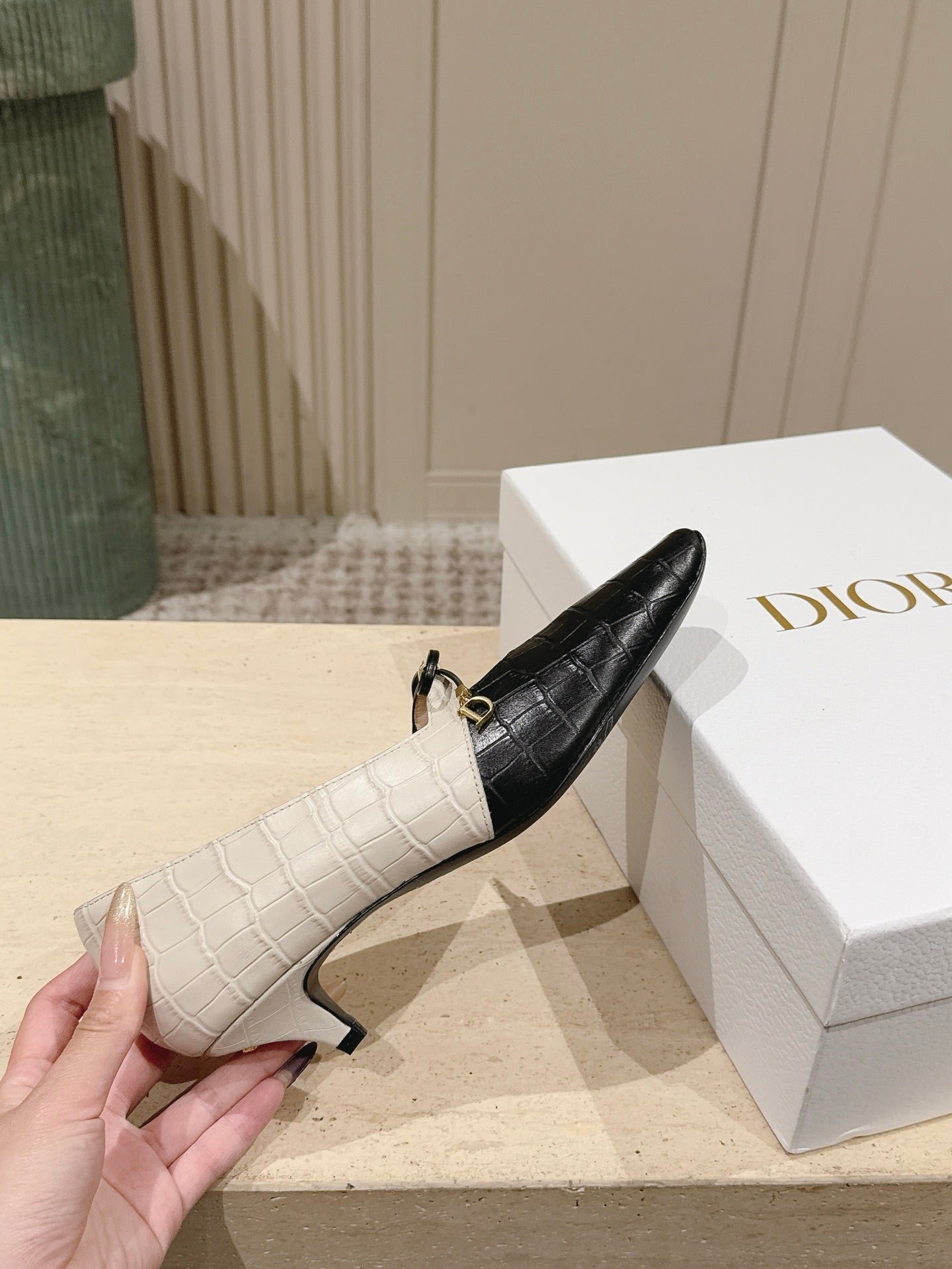 CD Muse Pump 4cm Black White Crocodile-Printed Calfskin 694202