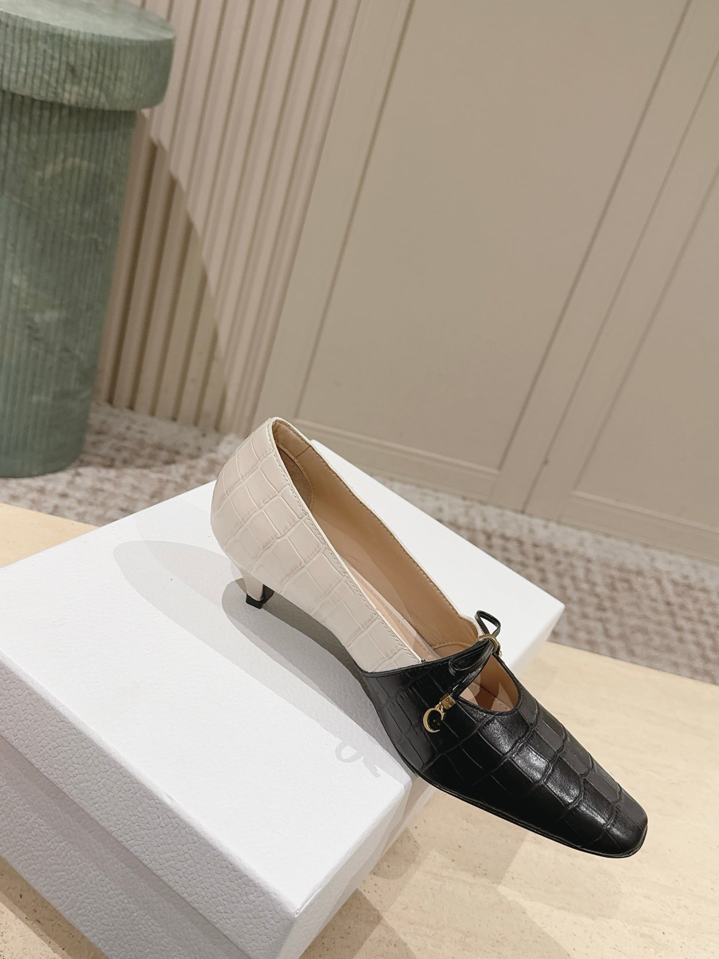 CD Muse Pump 4cm Black White Crocodile-Printed Calfskin 694202