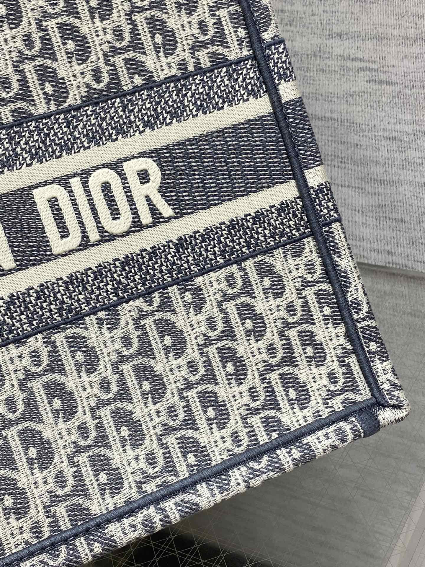 CD Medium Dior Book Tote Light Blue Denim Oblique Jacquard