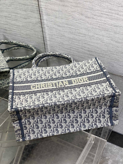 CD Medium Dior Book Tote Light Blue Denim Oblique Jacquard