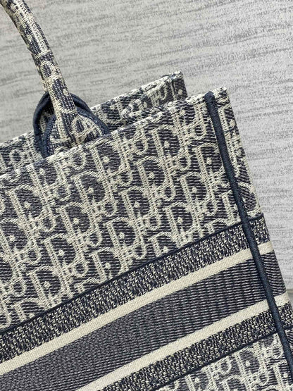 CD Medium Dior Book Tote Light Blue Denim Oblique Jacquard