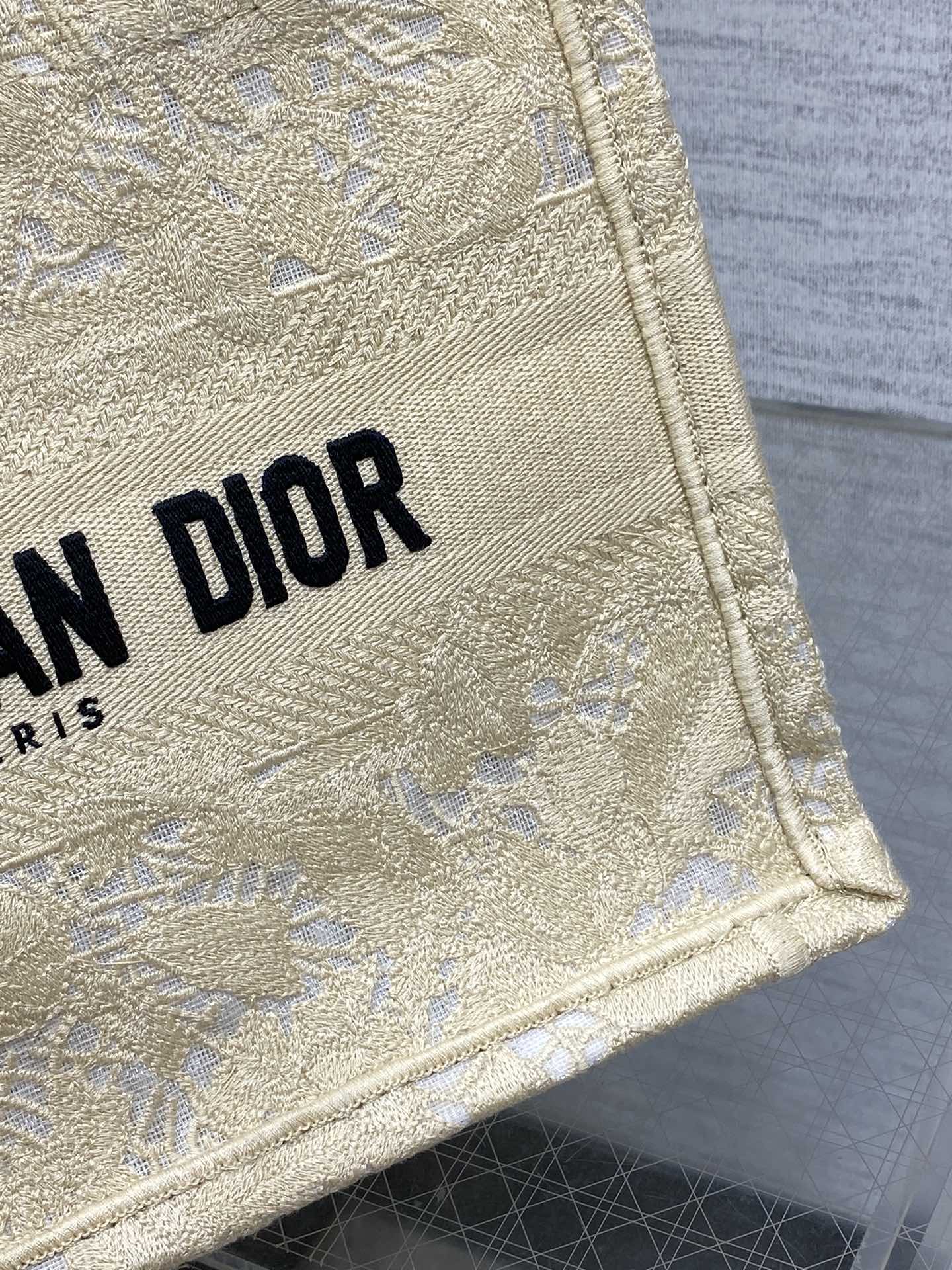 CD Small Dior Book Tote Scotland’s National Flower Pattern Beige Cotton