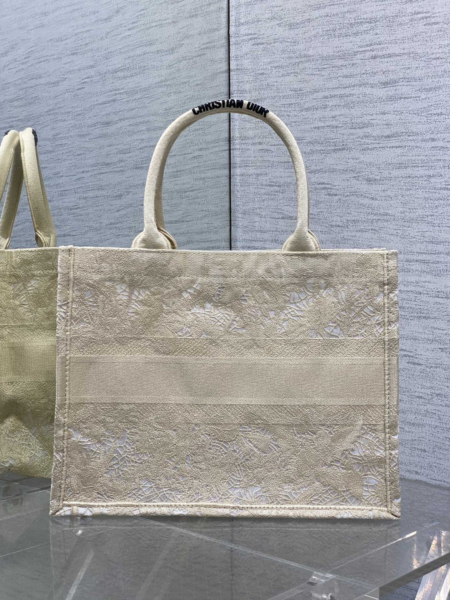 CD Medium Dior Book Tote Scotland’s National Flower Pattern Beige Cotton