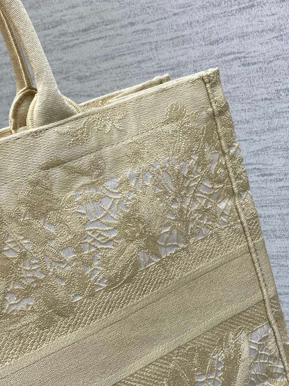 CD Large Dior Book Tote Scotland’s National Flower Pattern Beige Cotton