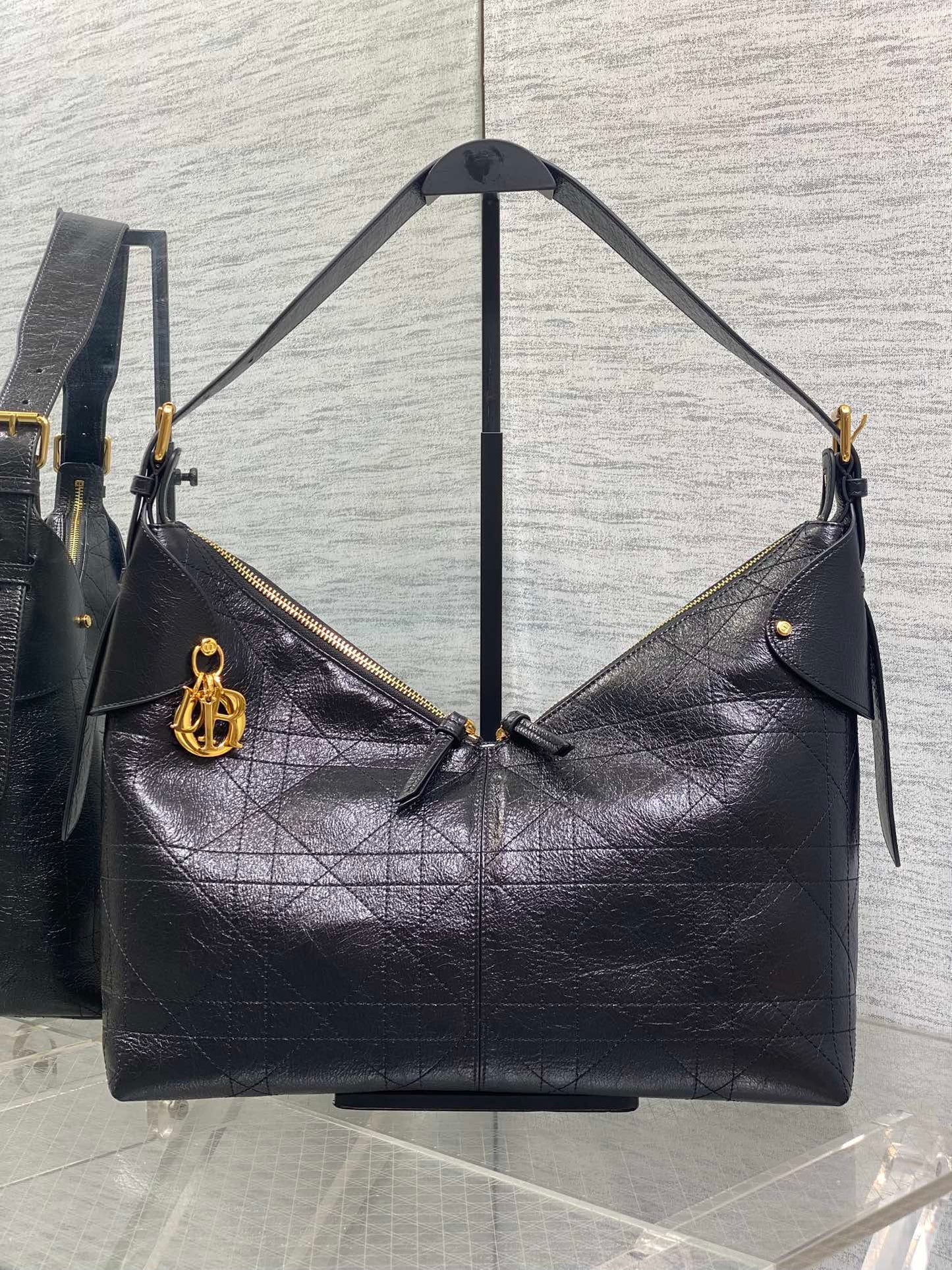Dior 2025 Voyage Bag 34cm Black Grained Calfskin 267755