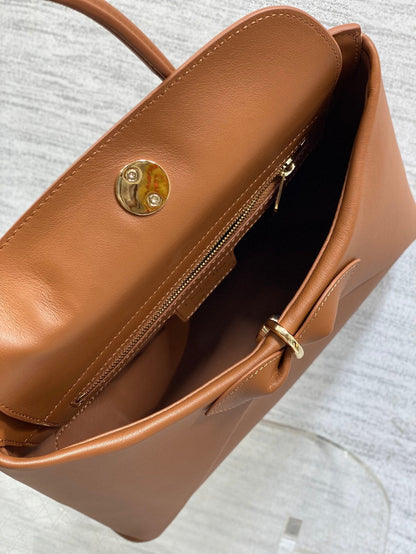 CD 26SS Bow-Adorned Bag Brown Calfskin 272511
