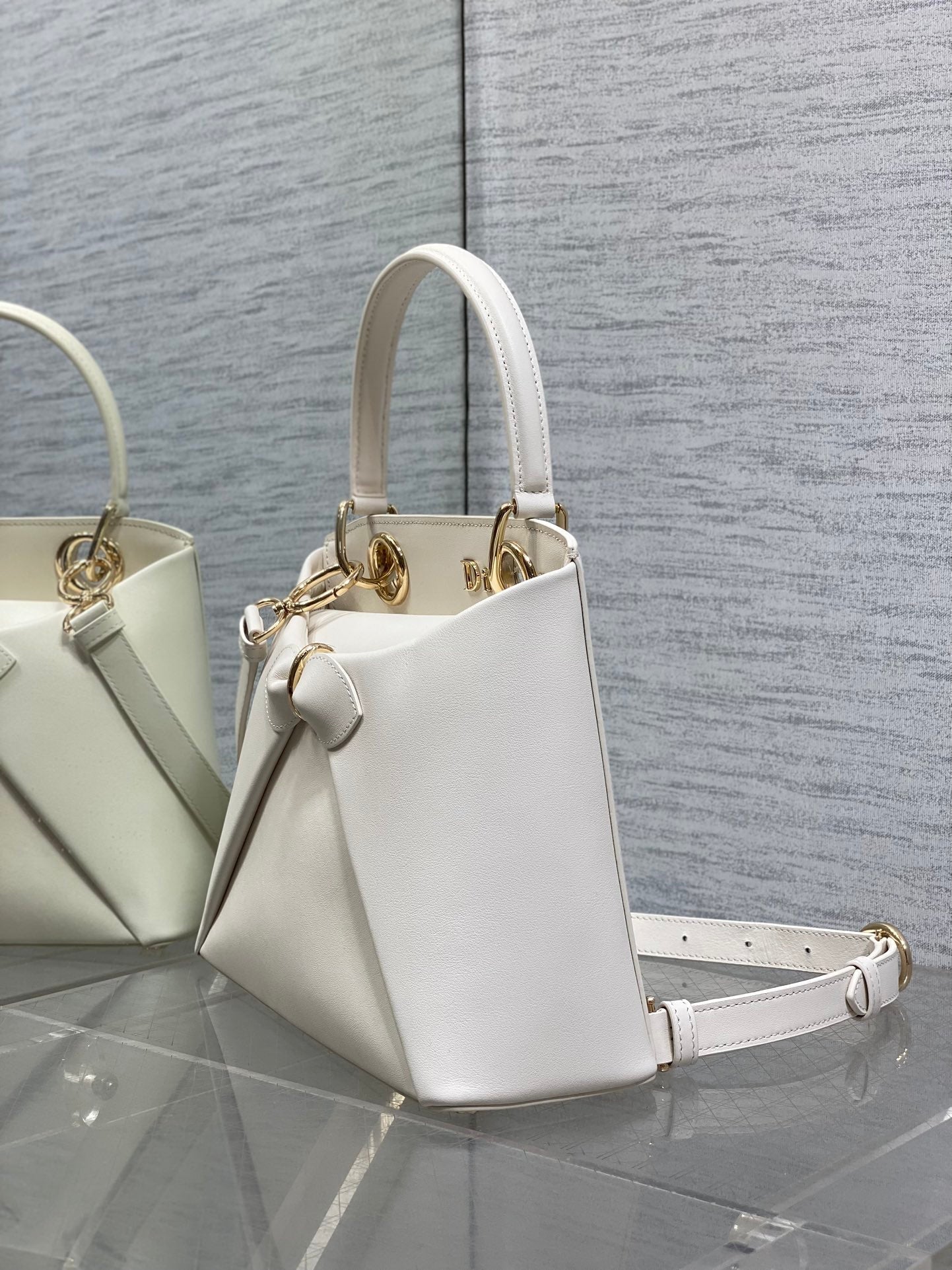 CD 26SS Bow-Adorned Bag White Calfskin 272515