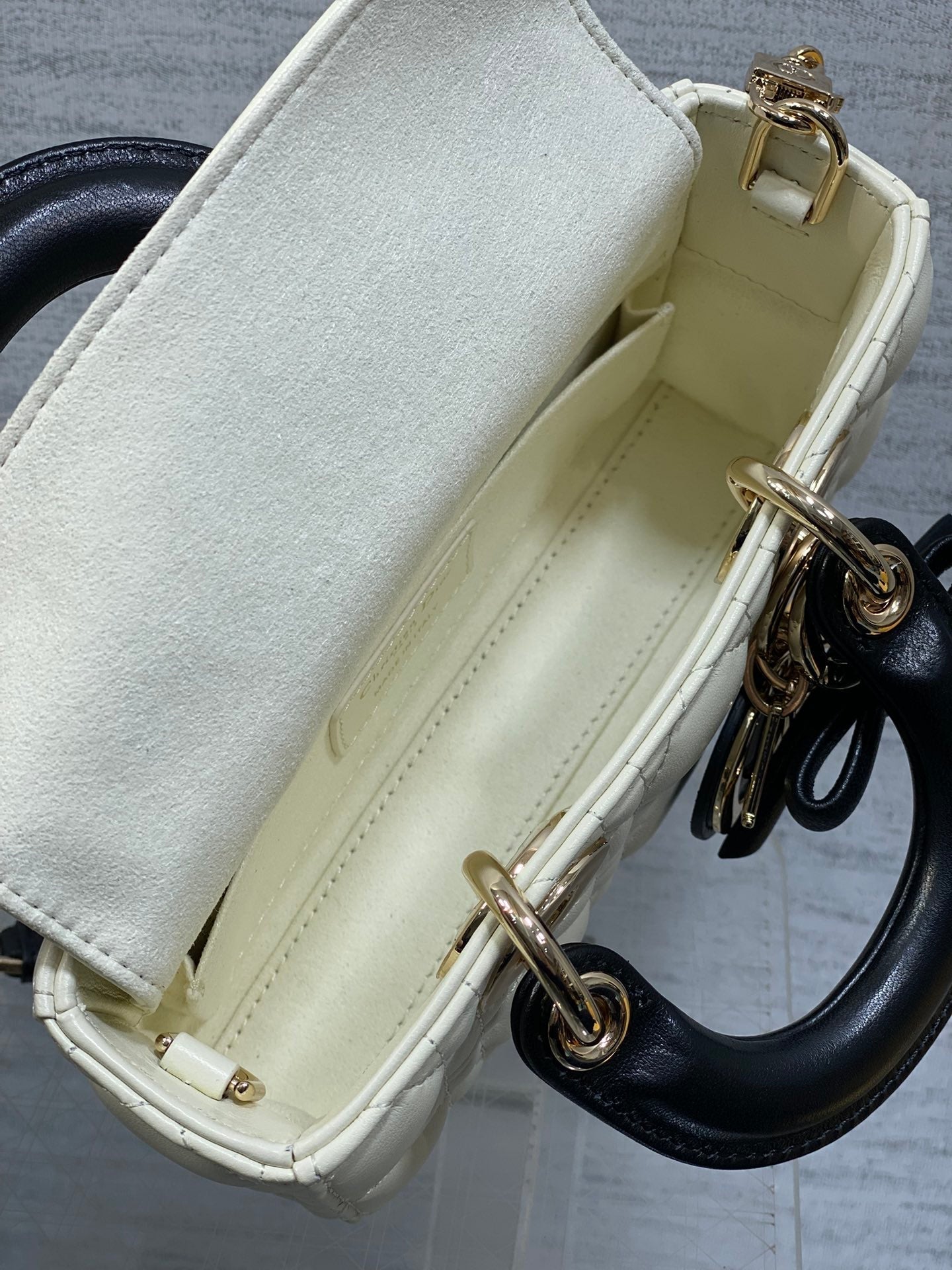 Dior 2026 Bow D-Joy Micro Bag White Black Lambskin 284127