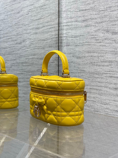 Dior 2026 Vanity Bag 17.5cm Yellow Cannage Lambskin 286426