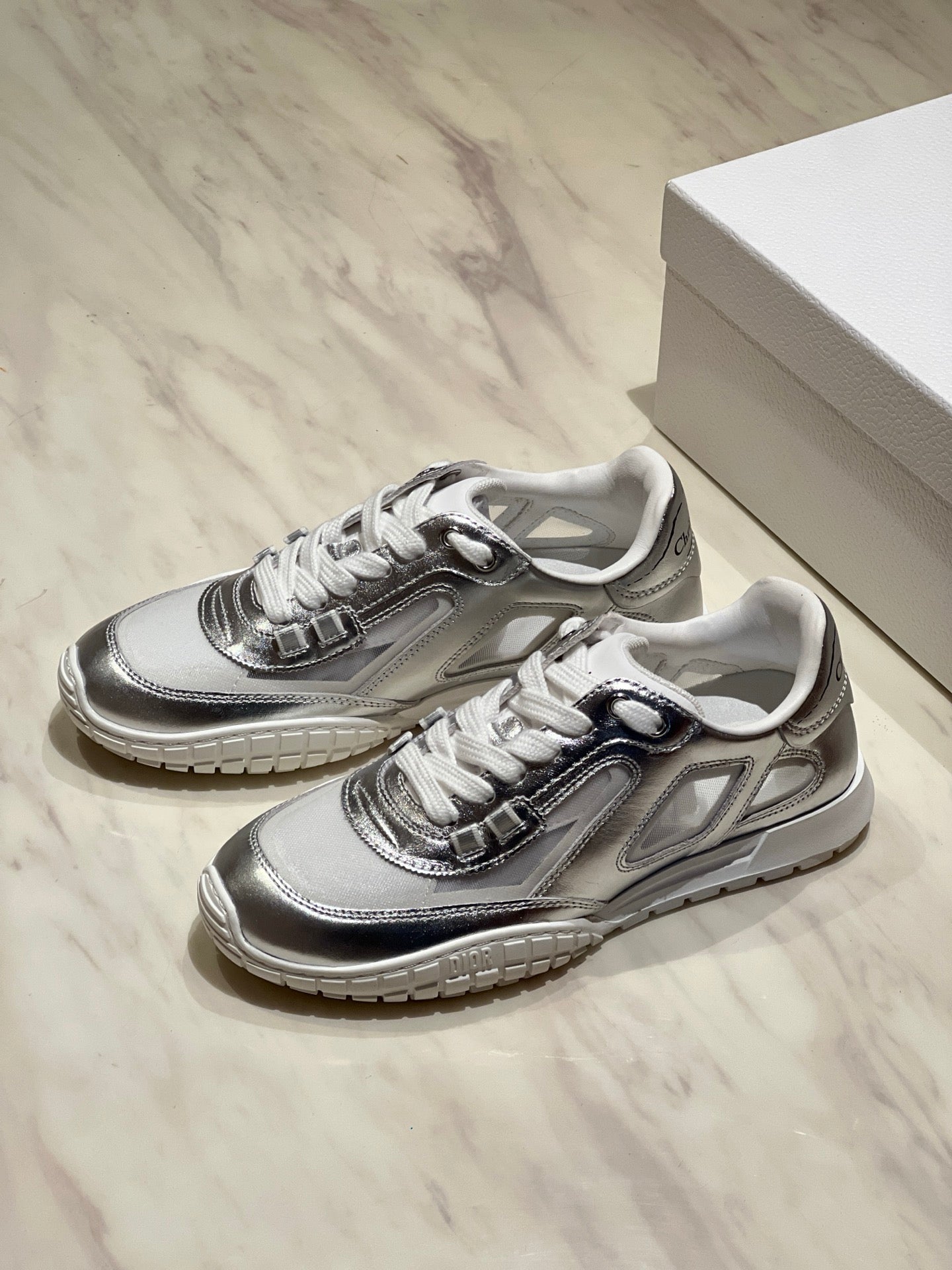 CD Tech Sneaker Sliver White Mesh Leather 707904