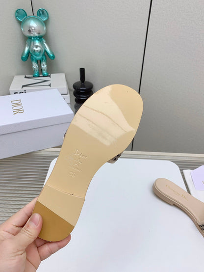 CD D-Lane Slide In Beige Cowhide  106275