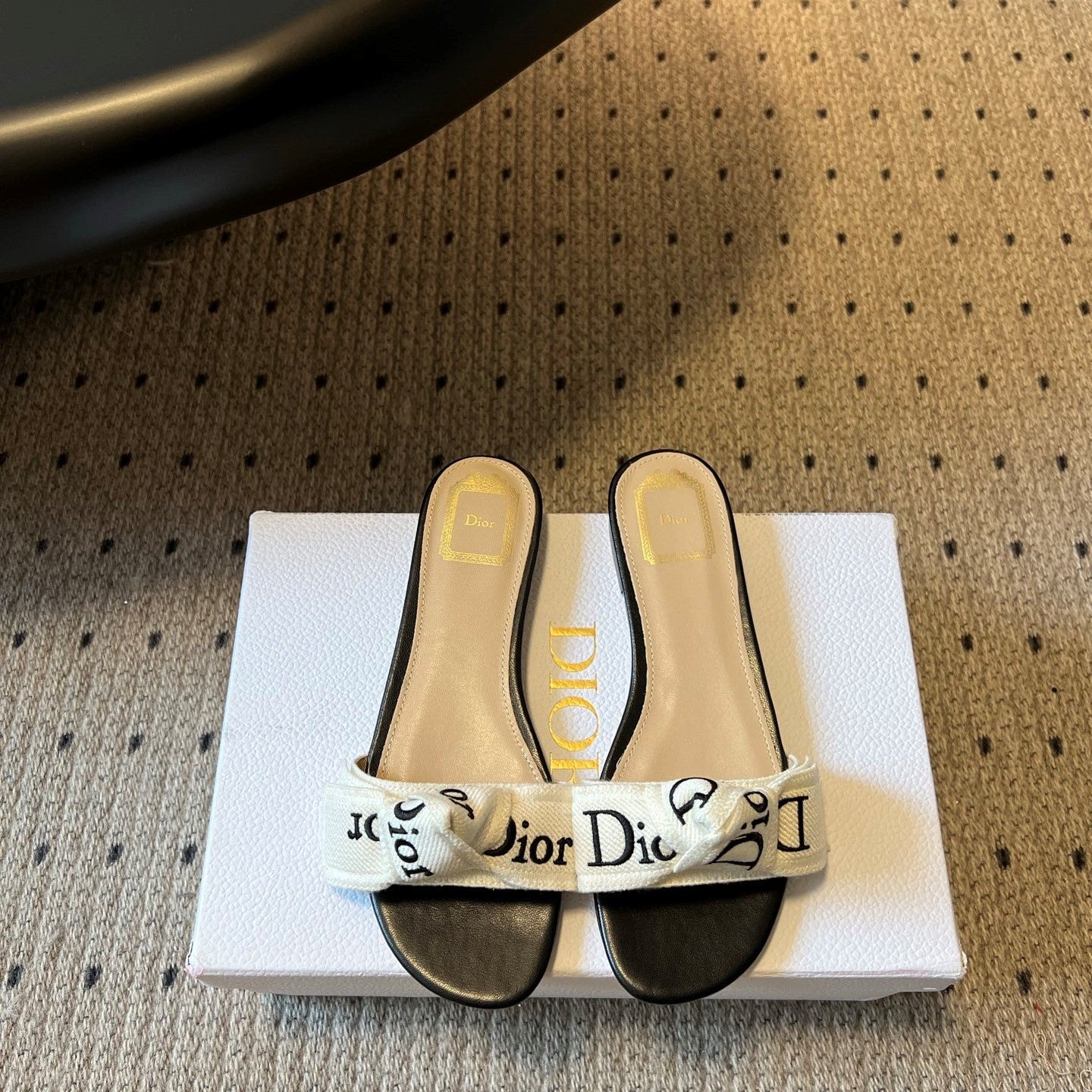 CD 26s J'Adior Slide White Black Embroidered Cotton 820047