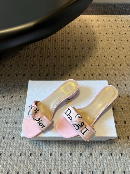 CD 26s J'Adior Slide 4cm Soupir Pink Embroidered Cotton 820046
