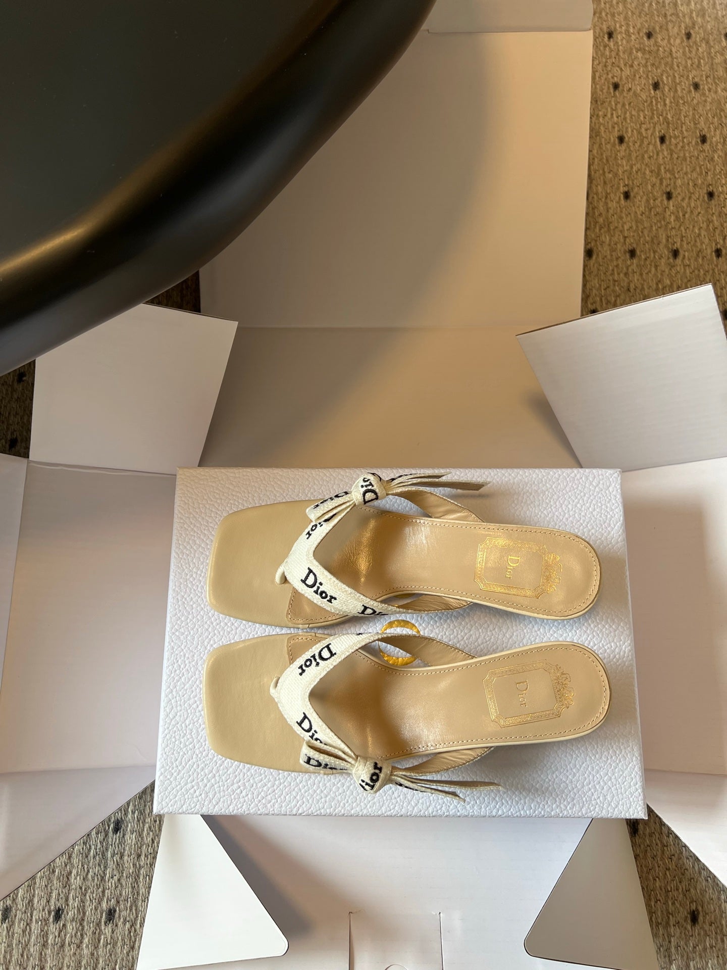 CD 26s Dway Thong Sandal Cream Cotton Lambskin 918054