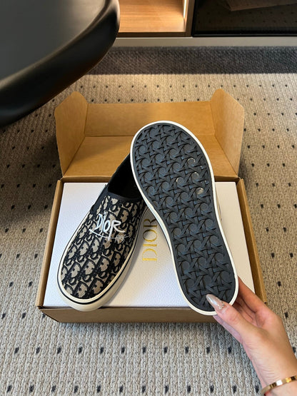 CD 26s Slip-on Shoes Black Beige Canvas 903389