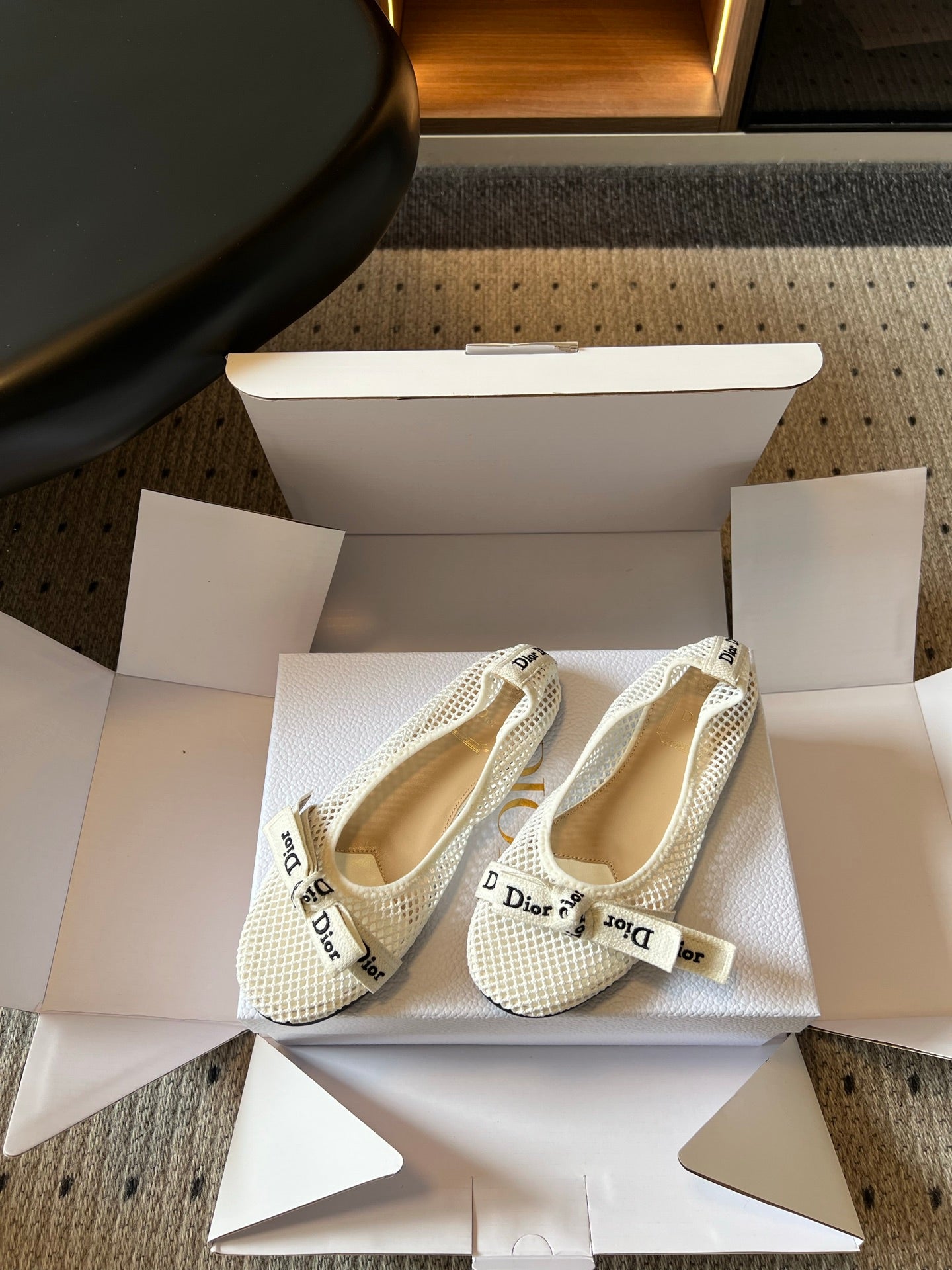 CD 26s J'Adior Ballet Flat Cream Mesh 903404