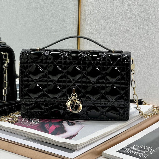 MY CD 24 TOP HANDLE BAG BLACK PATENT LAMBSKIN