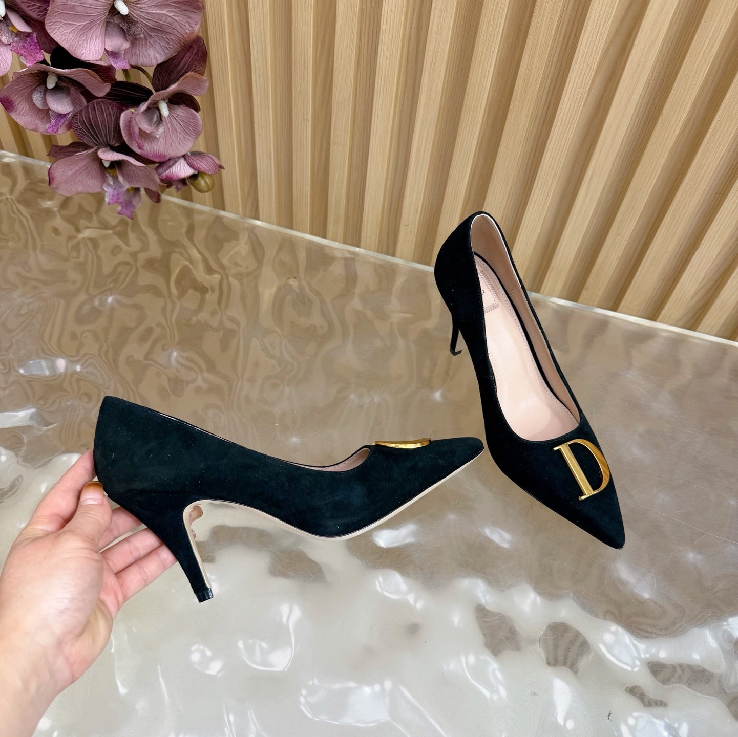 CD Buckle High-Heeled Elegant Shoes 85mm Black Suede 537715