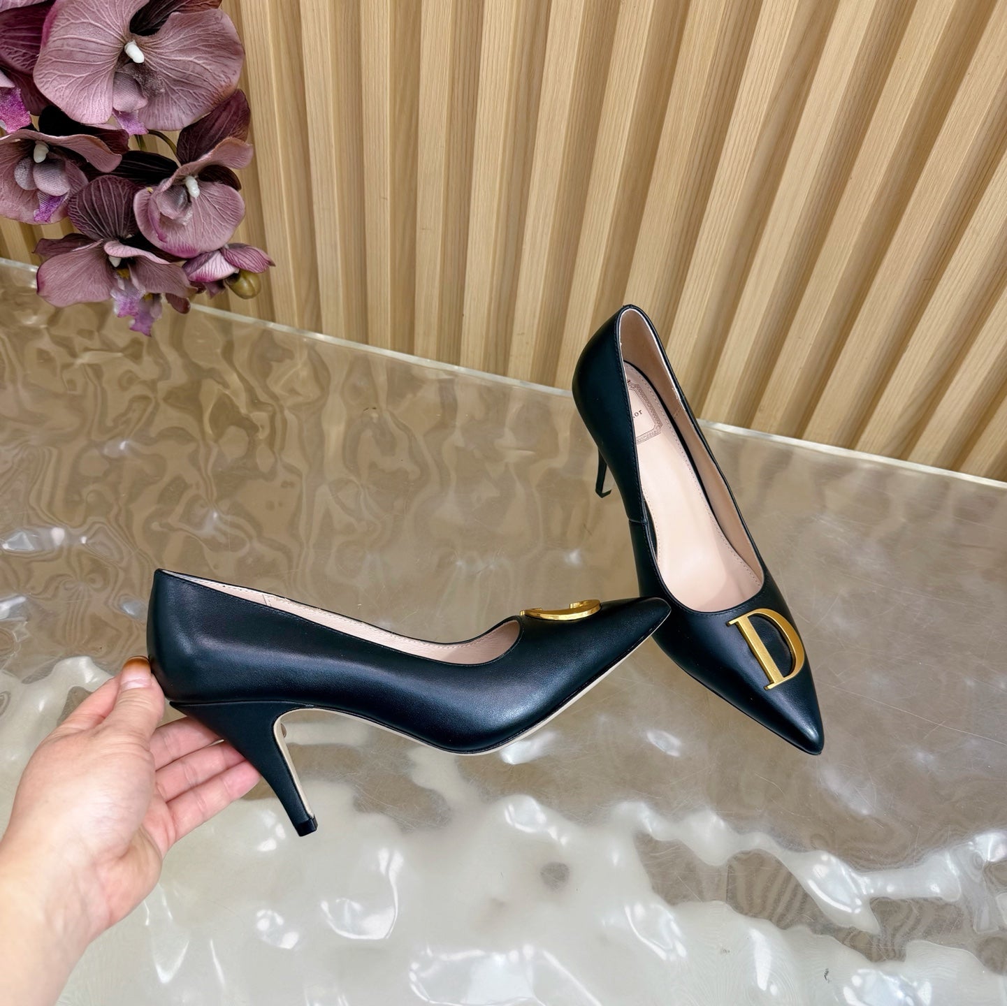 CD Buckle High-Heeled Elegant Shoes 85mm Black Cowhide 537721