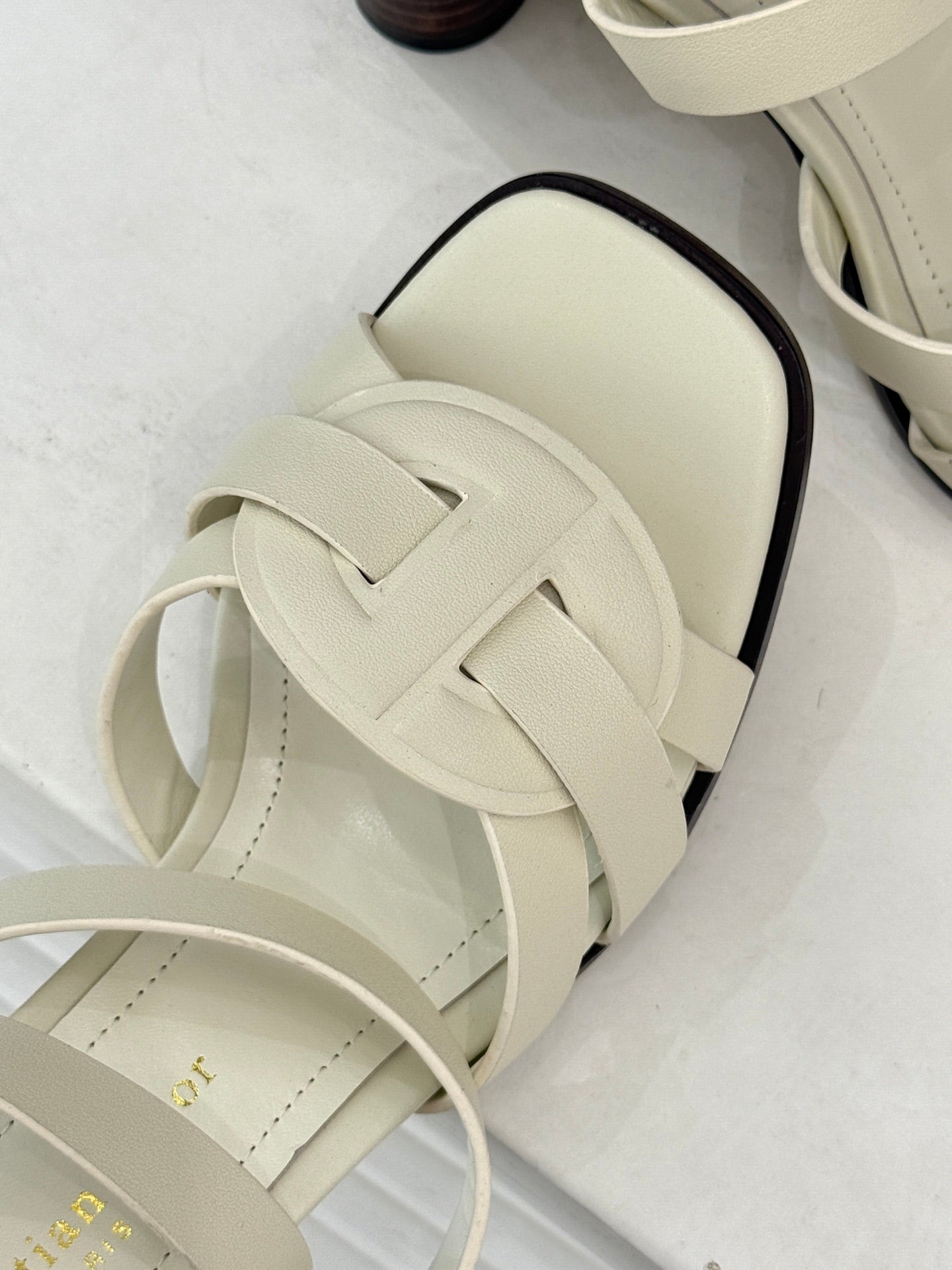 CD D-Club Heeled Sandal 80mm Cream Calfskin 473830