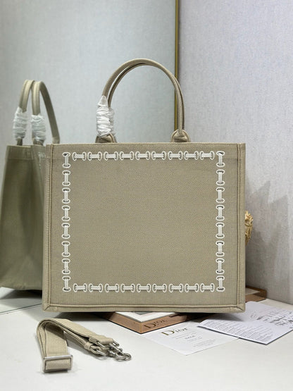 Dior 2026 Book Tote Bag Beige mix White Canvas 290893