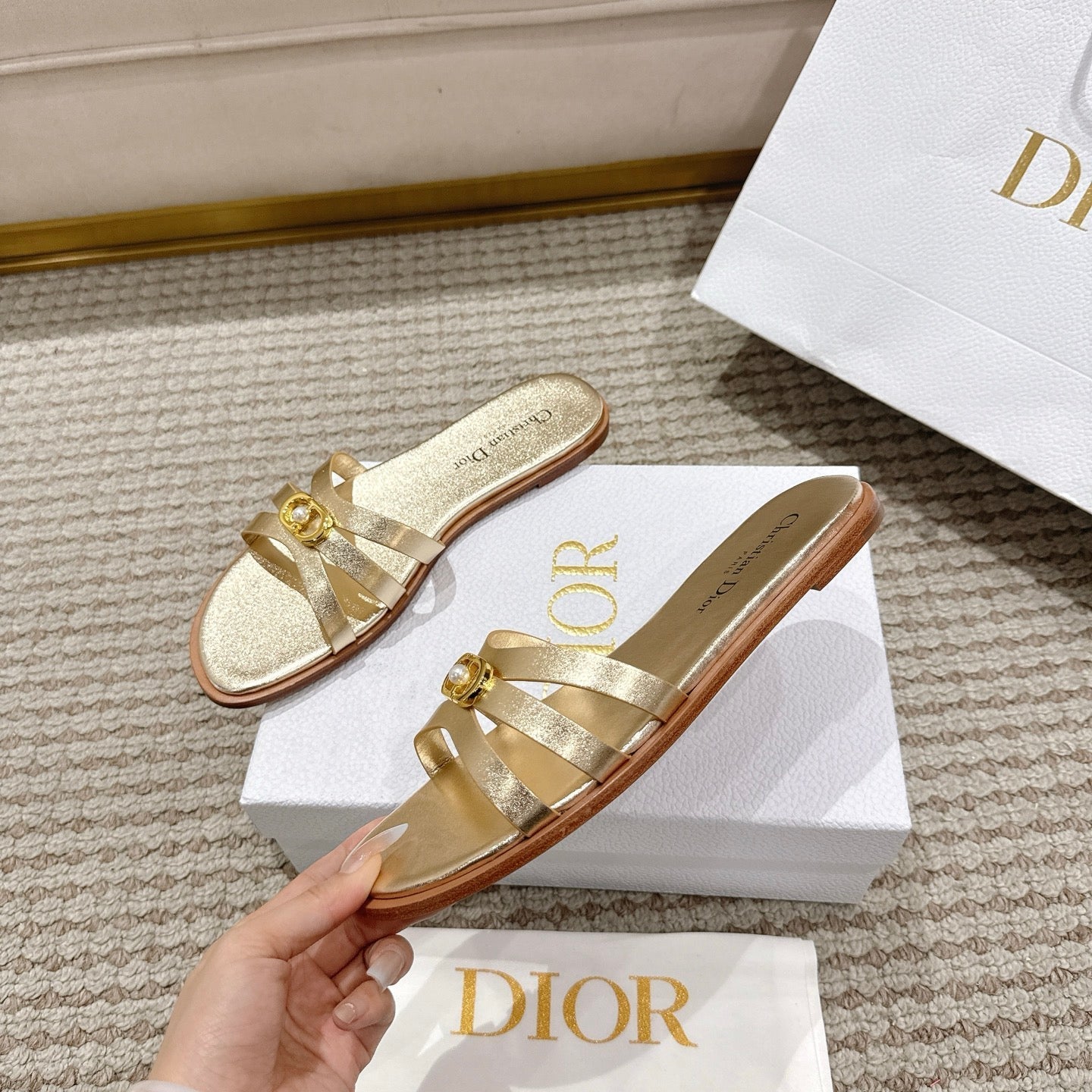 CD 30M Slide Golden Calfskin 543738