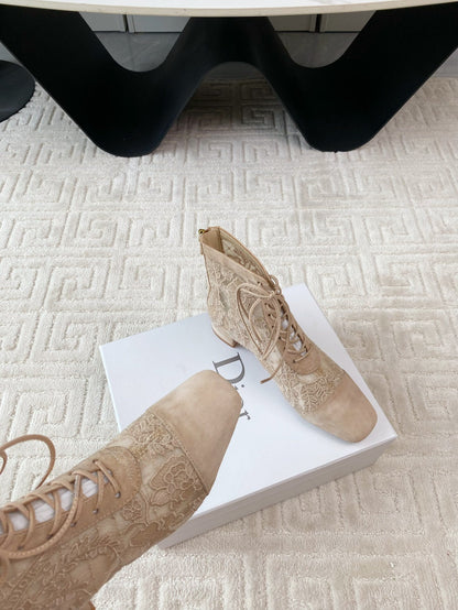 CD Naughtily-D Heeled Ankle Boot Beige Transparent Mesh Roses Embroidery And Suede
