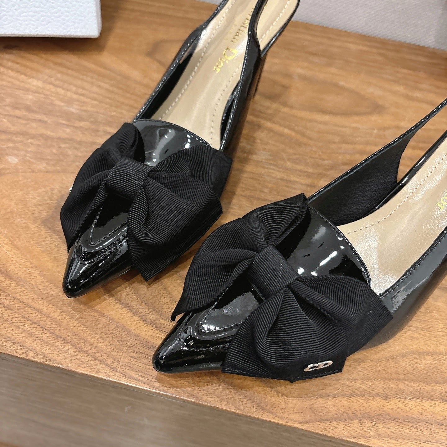 CD Diorissimo Slingback 80mm Black Patent Leather 541250