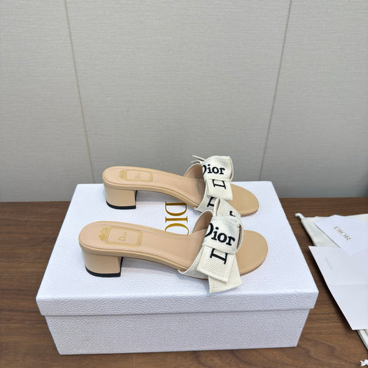 CD 26s J'Adior Chunky Heel 4.5cm Beige Canvas Lambskin 922451