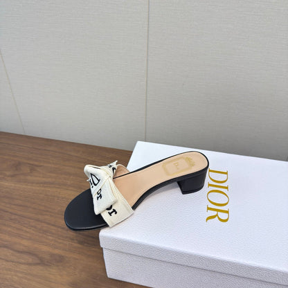 CD 26s J'Adior Chunky Heel 4.5cm Black Canvas Lambskin 922452