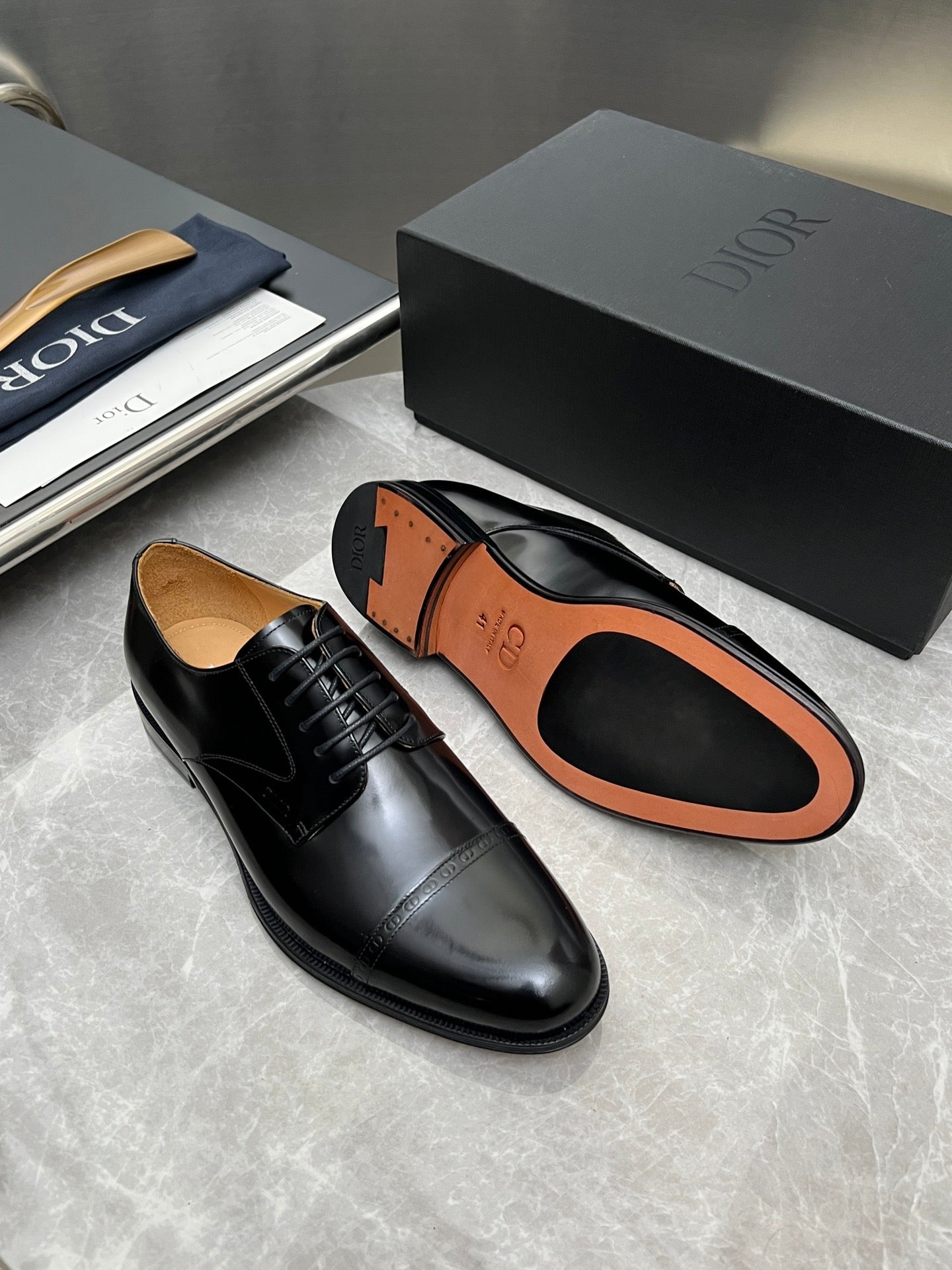 CD Timeless Derby Men’s Loafer Black Polished Cowhide 112654