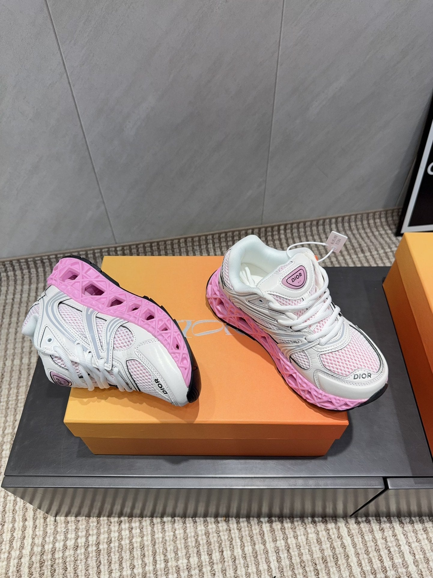 CD B35 NXXT Sneaker Pink White Rubber Mesh 614264