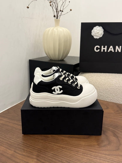 CC 26s Casual Sneaker Black White Canvas Leather 183592
