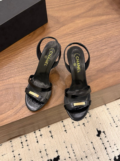 CC 26s Sandals 80 Black Sheepskin 183530