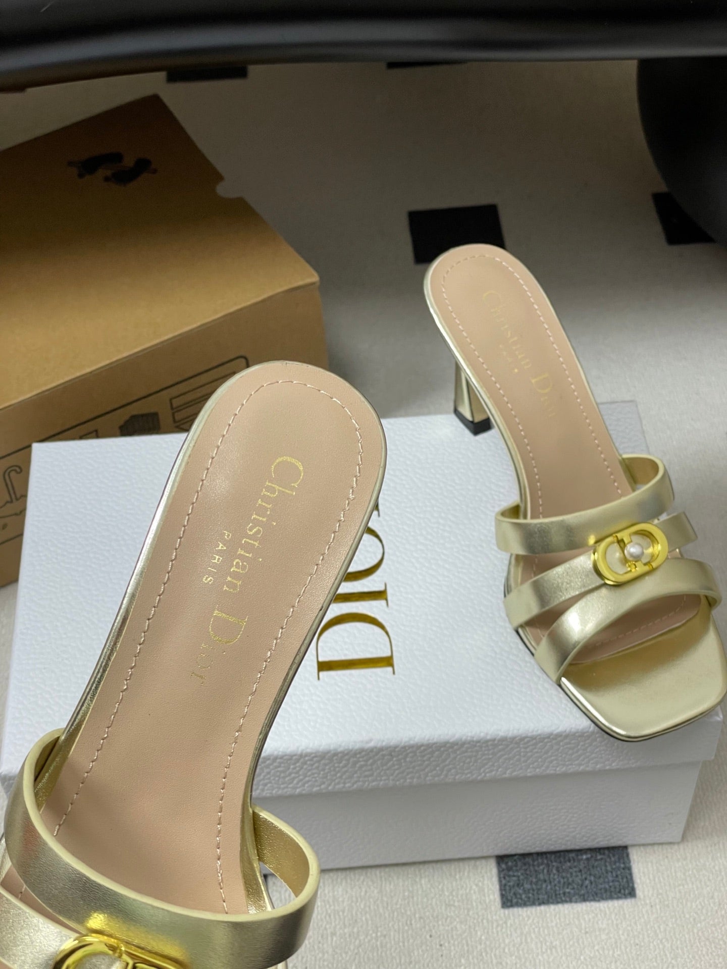 CD 26 High-Heeled Sandals 80mm Gold Metallic Cowhide 632584