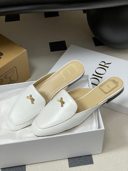 CD 26 Baby Bow Flat Mule White Cowhide Sheepskin 632596