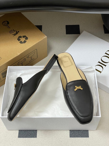 CD 26 Baby Bow Flat Mule Black Cowhide Sheepskin 632597