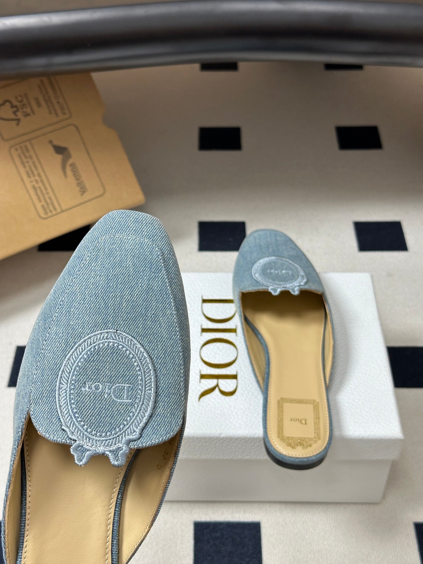 CD Médaillon Mule Light Blue Denim 834920